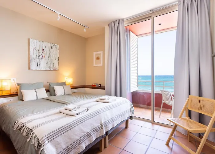 Amazing Beachfront Property Casa Corina I